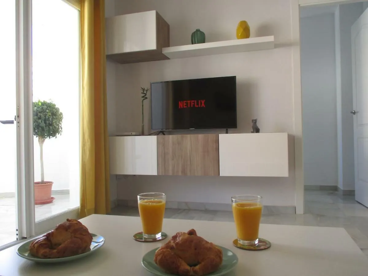 Happy Nest Apartment Benalmadena 0*,